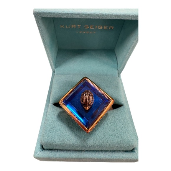 Kurt Geiger Gold and Blue Square Ring - Picture 3 of 7